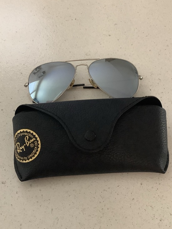 Ray-Ban Polarized Silver Aviator Sunglasses with Gray Lenses